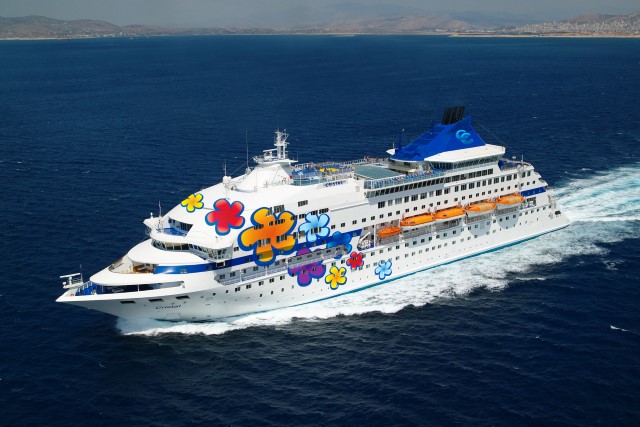 The Louis Cristal will spend the winter of 2013-2014 sailing around Cuba for Canadian-based Cuba Cruise. Photo courtesy of Cuba Cruise.