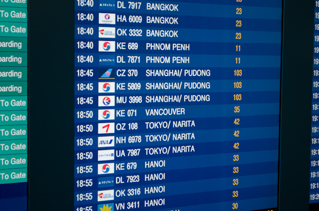 Finding your connecting flight is a breeze. Note that screens will display flights first in Korean, then English. Photo © 2013 Aaron Saunders