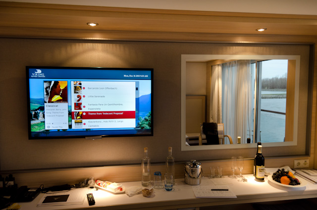 Viking Baldur, December 2013. Note the new model of Sony flat-panel television, the new mirror and wall treatments. Photo © 2013 Aaron Saunders