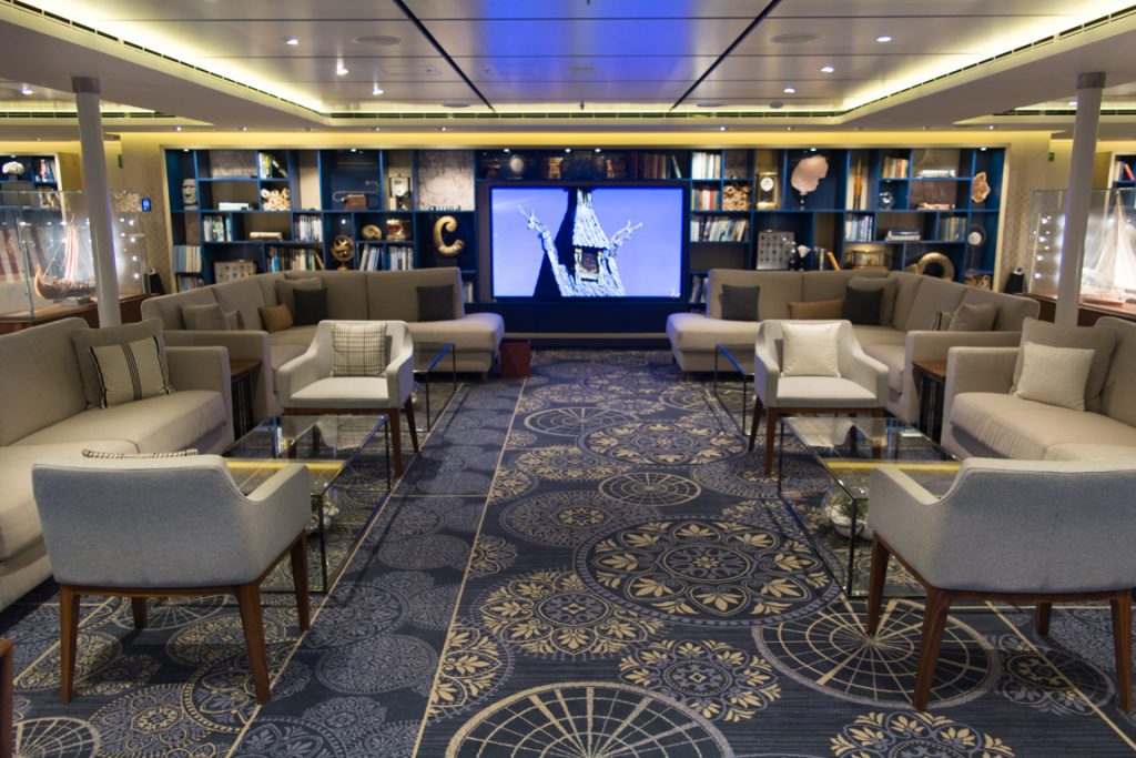 The Explorer's Lounge features plenty of books on polar exploration and explorers of all nationalities. Photo © 2016 Aaron Saunders
