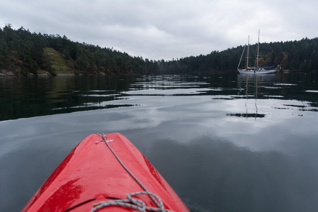 Paddling around in James Bay on Prevost Island, with Passing Cloud in the background. Photo © 2016 Aaron Saunders